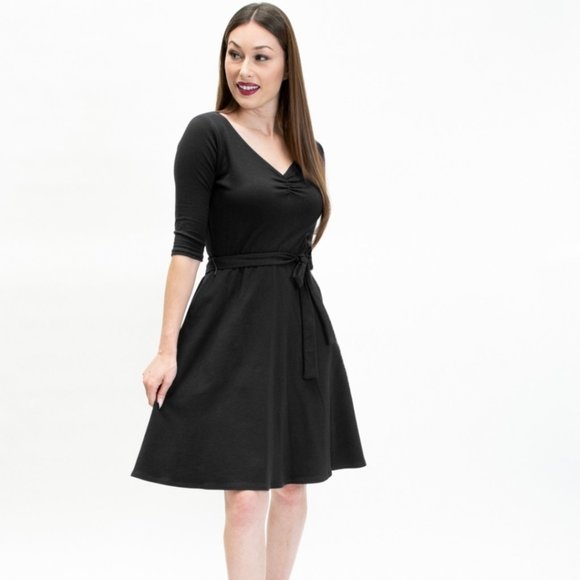 Vintage Style  Heart of Haute The Teresa Dress in Black French Terry⁠ - Picture 1 of 4